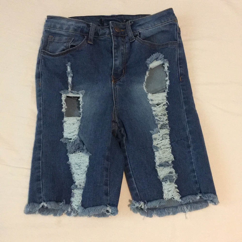 Dark wash Bermuda shorts